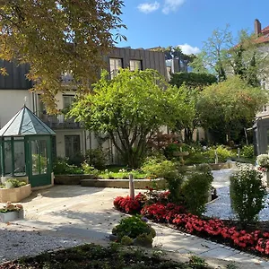 Hotel Maximilian &